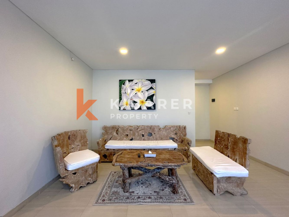 Comfortable Three-Bedroom Open Living Villa Nestled in Jimbaran — image 14