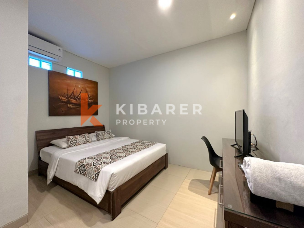 Comfortable Three Bedrooms Open Living Villa Nestled in Jimbaran — image 17