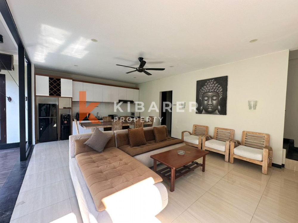 Beautiful Three-Bedroom Villa in Jimbaran — image 3