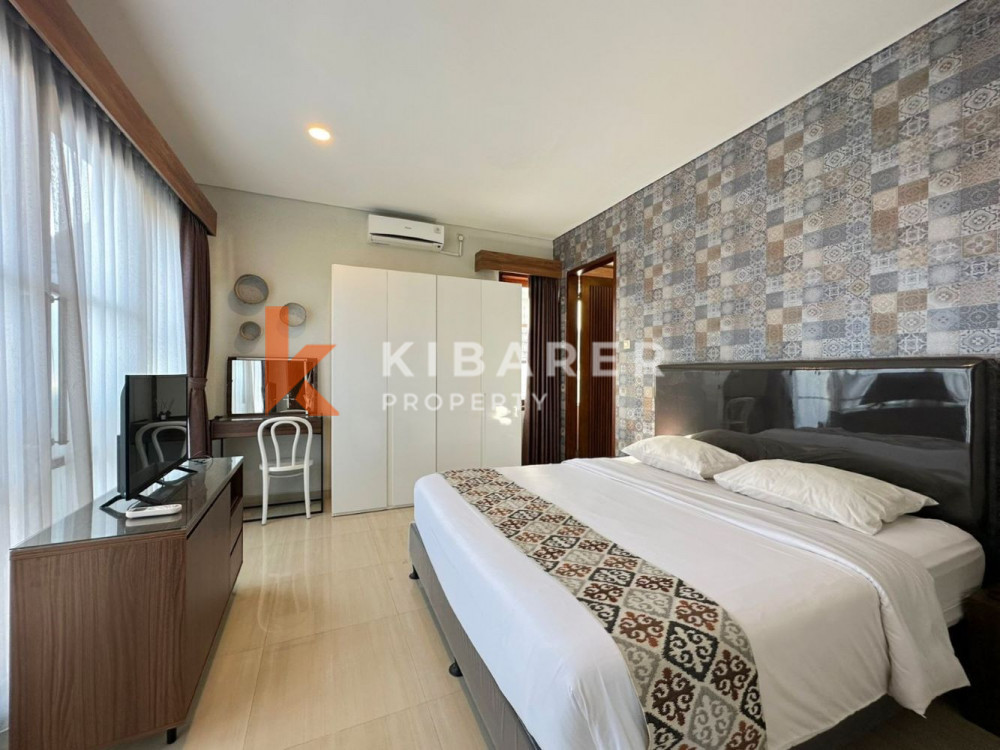 Beautiful Open Two-Bedroom Villa in a Complex in Jimbaran — image 8