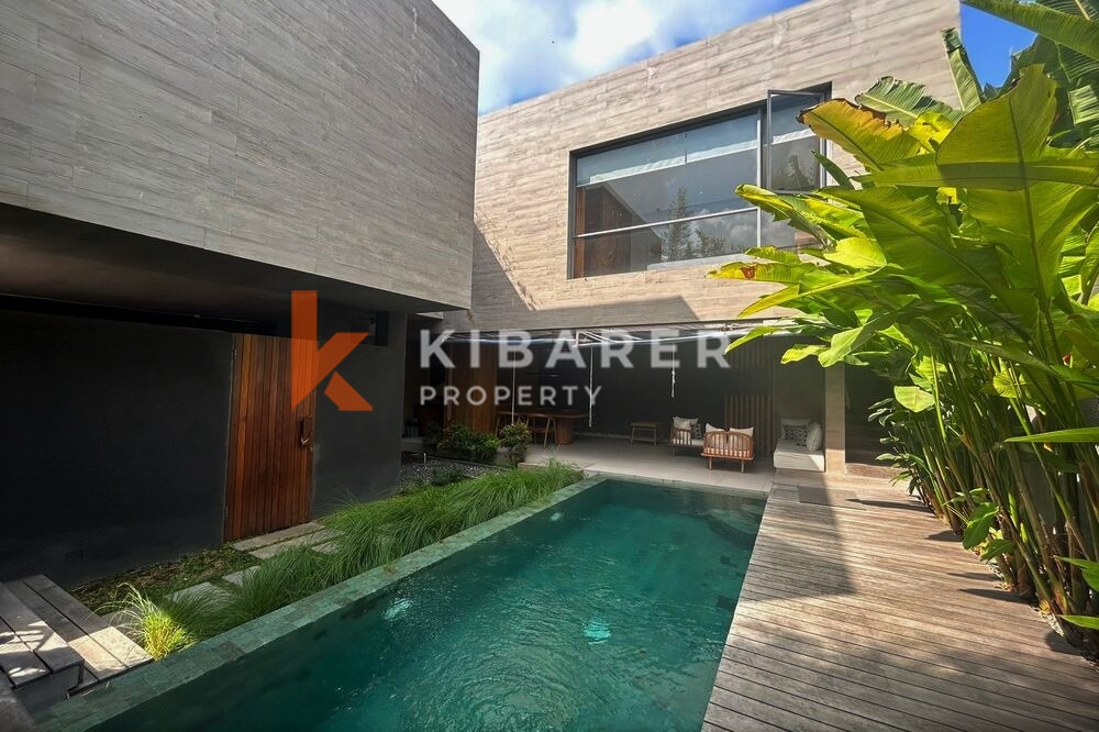 Stylish Two Bedroom Open Living Room Villa Nestled in Umalas — image 3
