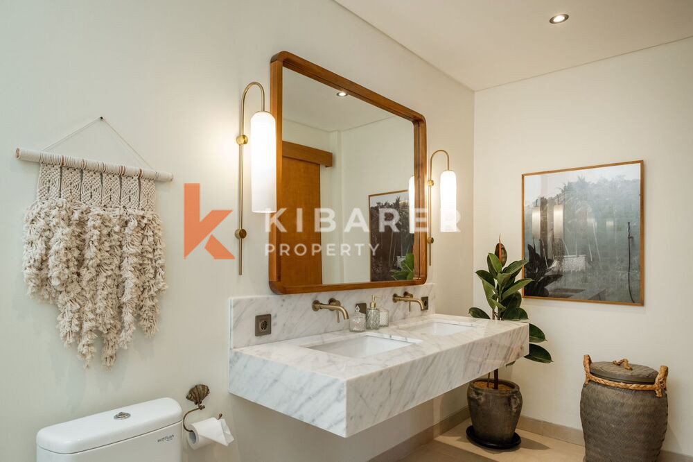 Elegant Modern Two-Bedroom Villa with Open Living Area in Tumbak Bayuh — image 10