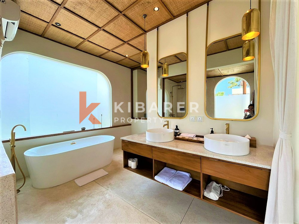 Luxury One Gate System Three Bedroom Enclosed Living Villa In Berawa — image 3