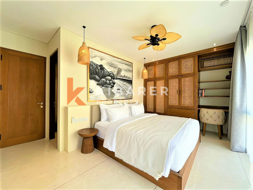 Luxury One Gate System Three Bedroom Enclosed Living Villa In Berawa — image 13
