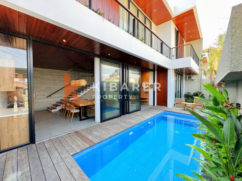 Brand New Stunning Three Bedroom Enclosed Living Villa in Seminyak — image 1