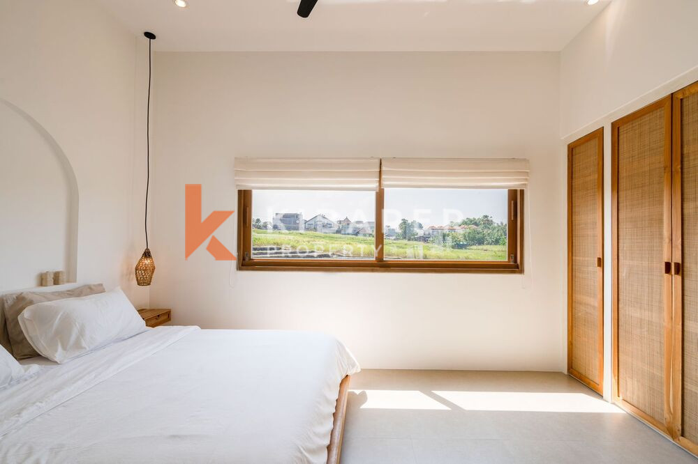 Gorgeous Three Bedroom Mediterranean Villa Overlooking Paddy in Pererenan — image 11