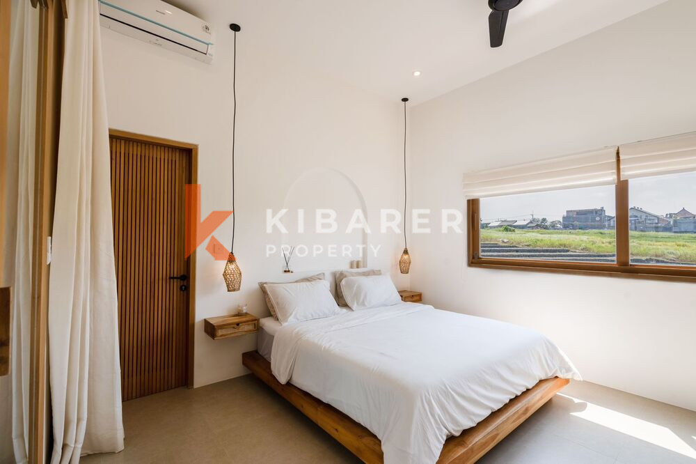 Gorgeous Three Bedroom Mediterranean Villa Overlooking Paddy in Pererenan — image 12