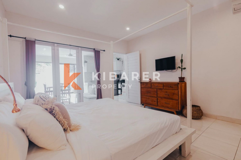 Great Location Two Bedroom Closed Living Boutique Villa in Seminyak — image 7