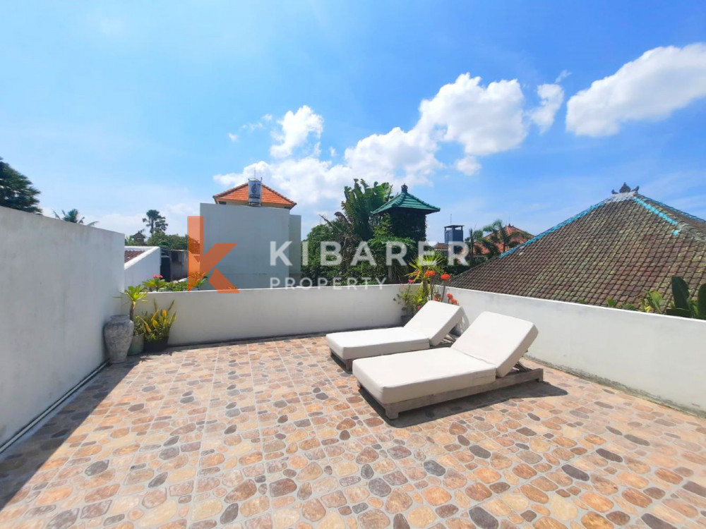 Great Location Two Bedroom Closed Living Boutique Villa in Seminyak — image 10