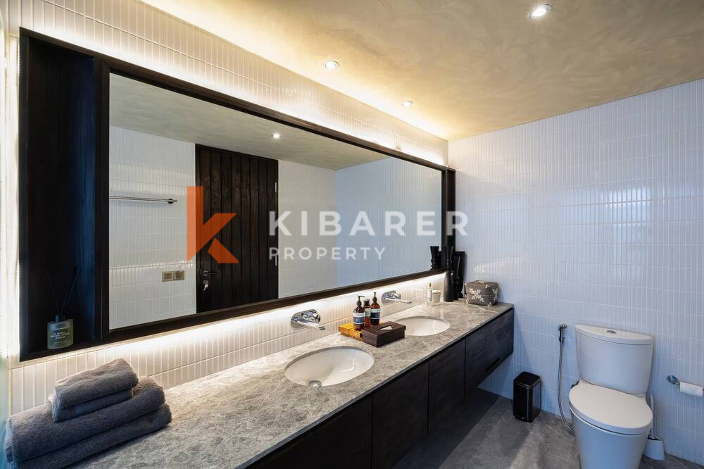 Modern Two Bedroom Industrial Villa Set in Ungasan — image 13