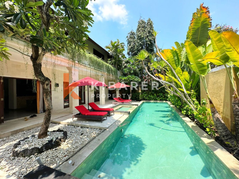 Gorgeously Three Bedroom Enclosed Living Villa In Prime Area Of Seminyak — image 2
