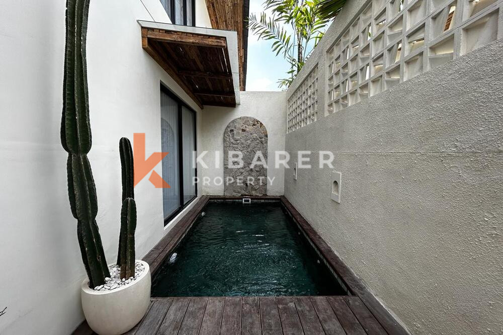 Mediterranean Two Bedroom Enclosed Living Room Villa Set in Kerobokan — image 3