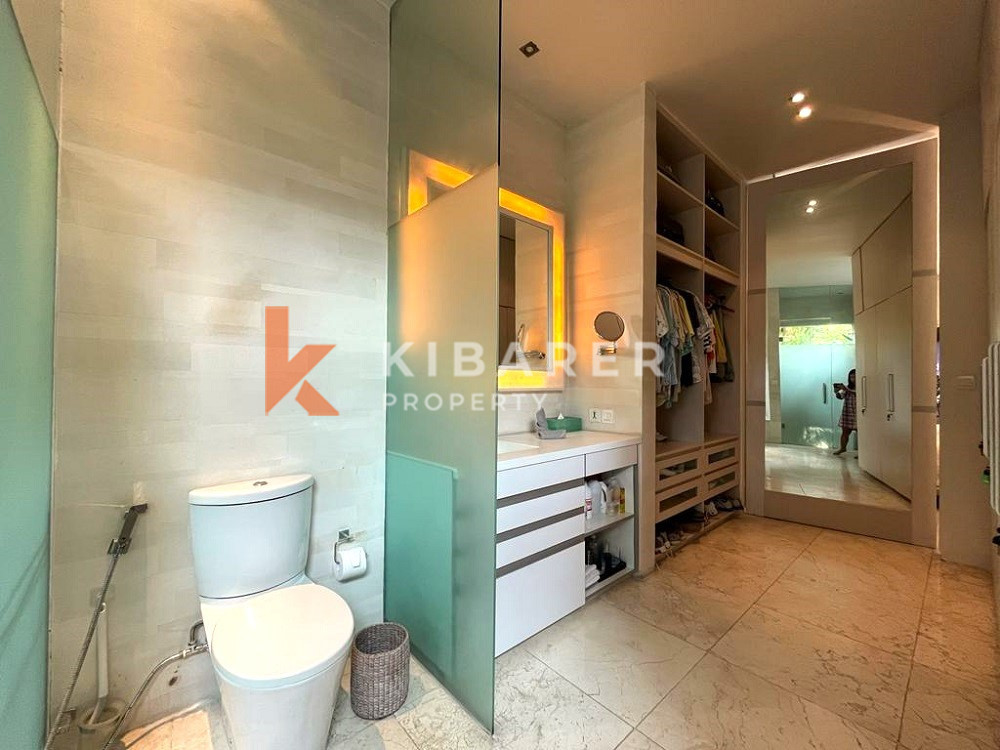 Four-Bedroom Enclosed Villa with Jungle View in Semer-Kerobokan — image 18