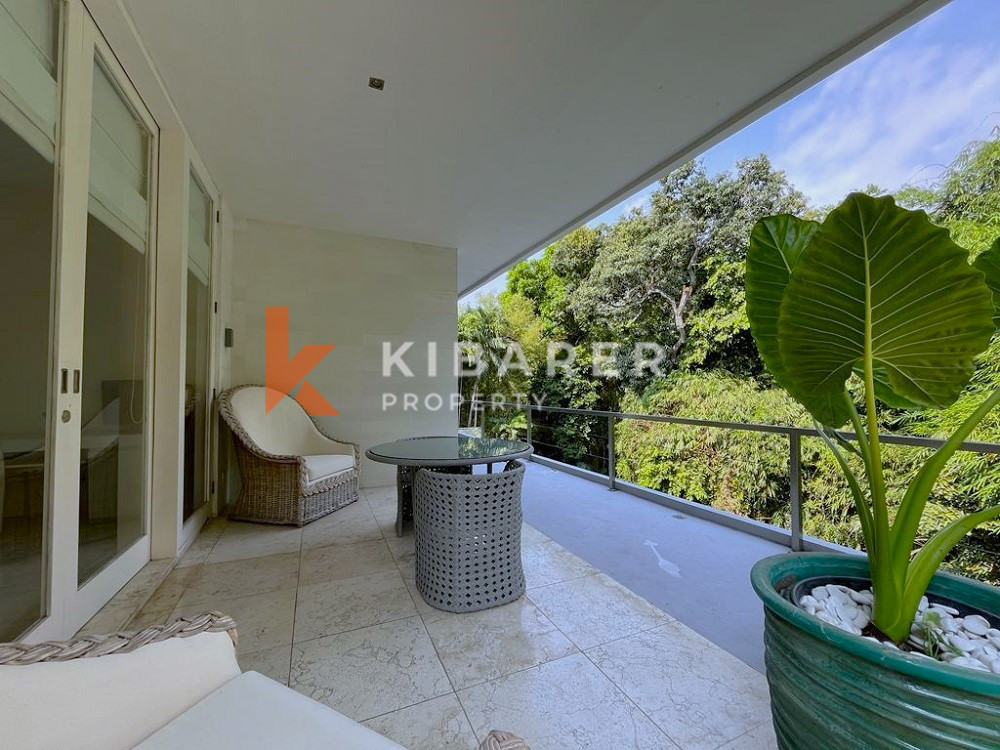 Four-Bedroom Enclosed Villa with Jungle View in Semer-Kerobokan — image 19