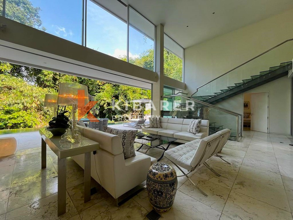 Four-Bedroom Enclosed Villa with Jungle View in Semer-Kerobokan — image 7