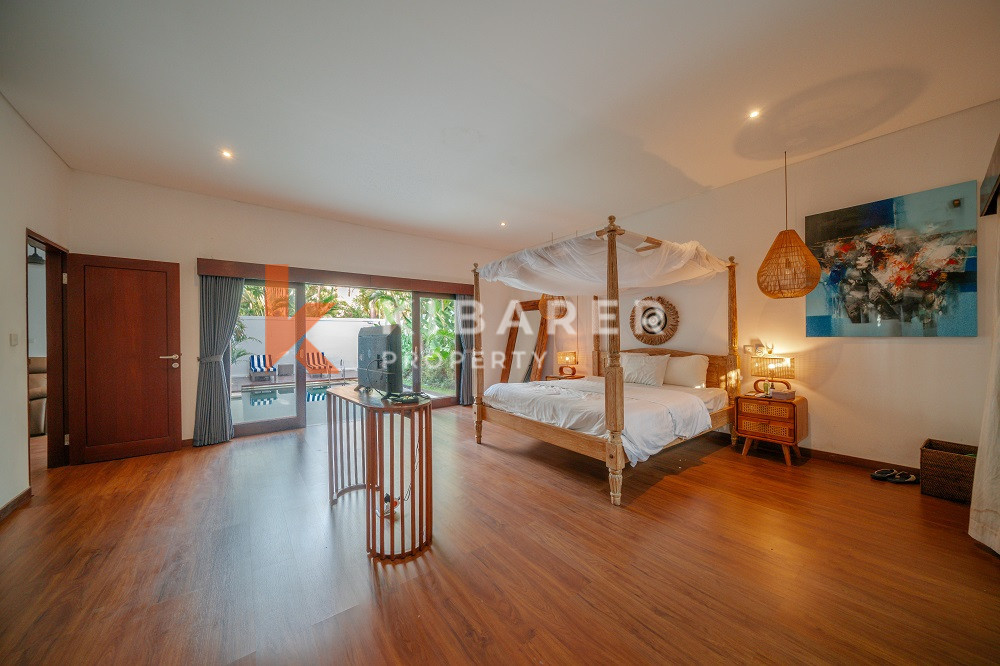 Stylish Two Bedroom Closed Living Villa With Pool Situated in Bumbak — image 10