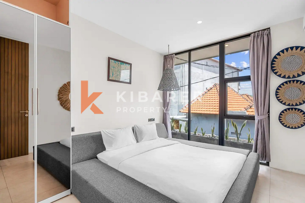 Wonderful Four Bedroom Enclosed Living Villa Located in The Heart of Canggu — image 19