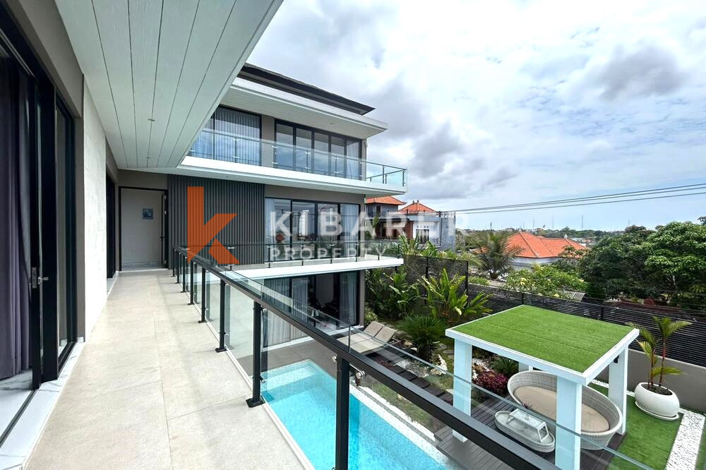 Luxury Five Bedroom Villa Ocean View Situated in Ungasan — image 3