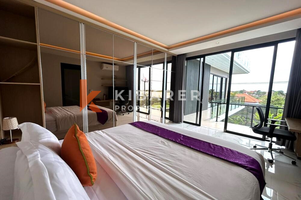 Luxury Five Bedroom Villa Ocean View Situated in Ungasan — image 13