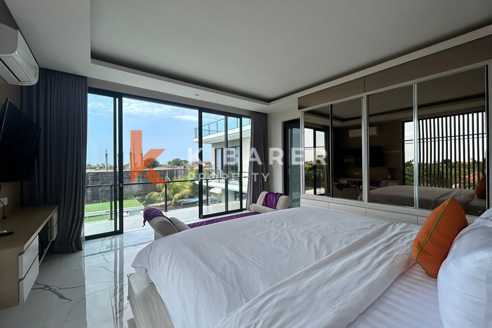 Luxury Five Bedroom Villa Ocean View Situated in Ungasan — image 19