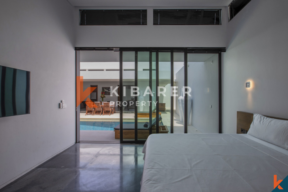 Luxurious High End Three Bedrooms Enclosed Living Villa Situated In Drupadai Seminyak — image 13