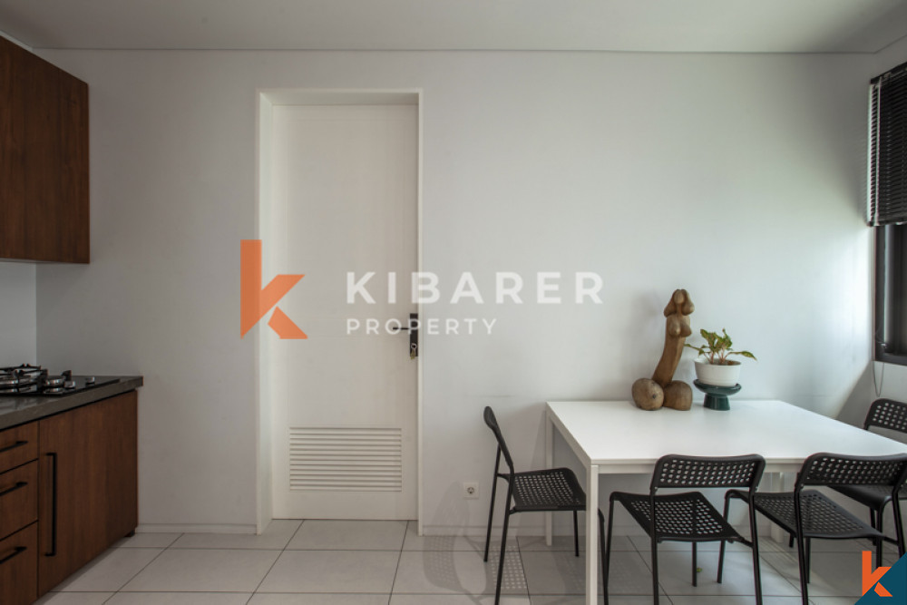 Luxurious High End Three Bedrooms Enclosed Living Villa Situated In Drupadai Seminyak — image 9