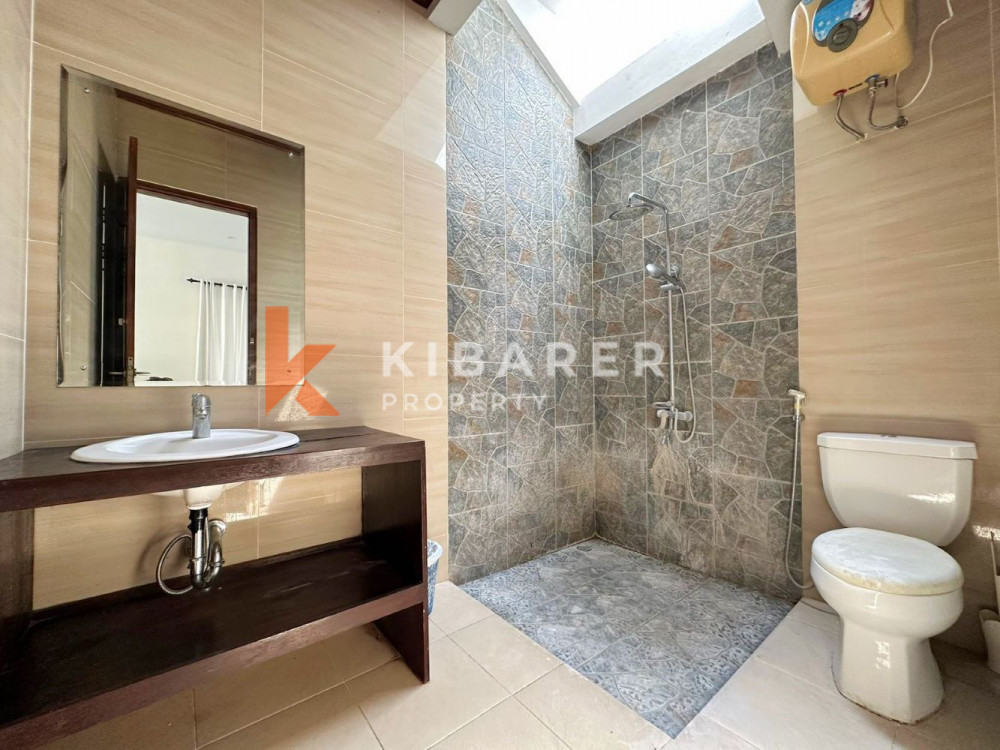 Sublease Possibility Three Bedroom Open Living Villa Situated in Tumbak Bayuh — image 7
