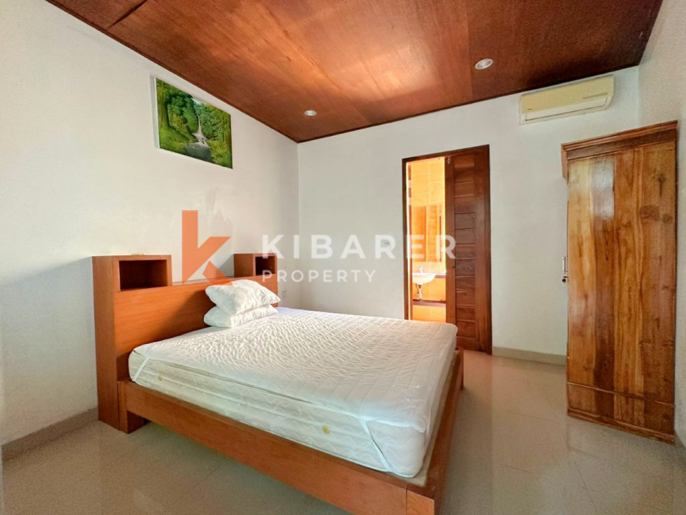 Sublease Possibility Three Bedroom Open Living Villa Situated in Tumbak Bayuh — image 9