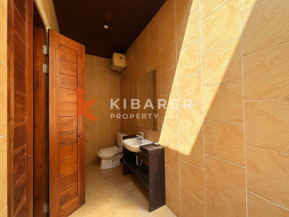 Sublease Possibility Three Bedroom Open Living Villa Situated in Tumbak Bayuh — image 10