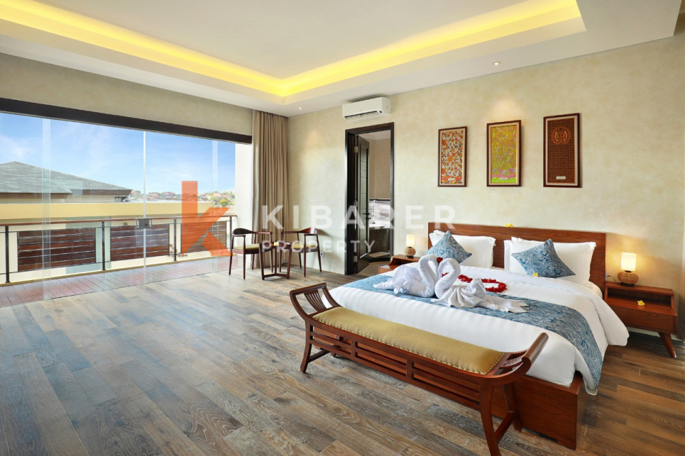 Wonderful Two Bedroom Complex Villa With Enclosed Living in Nusa Dua — image 5