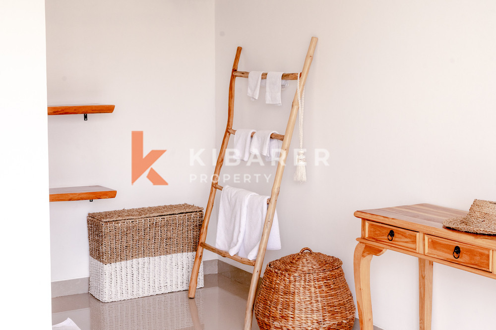 Charming Three-Bedroom Villa in Kerobokan, Near Canggu — image 19