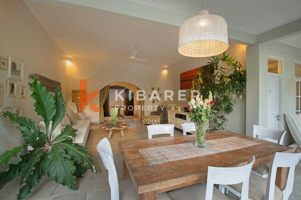 Peacefully Two Bedroom Open Living Villa Nestled in Seminyak — image 7