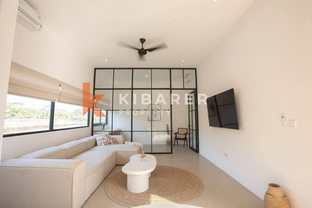 Magnificent Three-Bedroom Mediterranean Villa with Closed Living Room in Pererenan — image 6