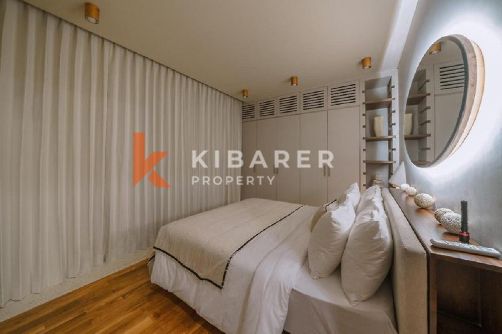 Stylish Two Bedroom Aesthetic Townhouse Set in Berawa — image 9
