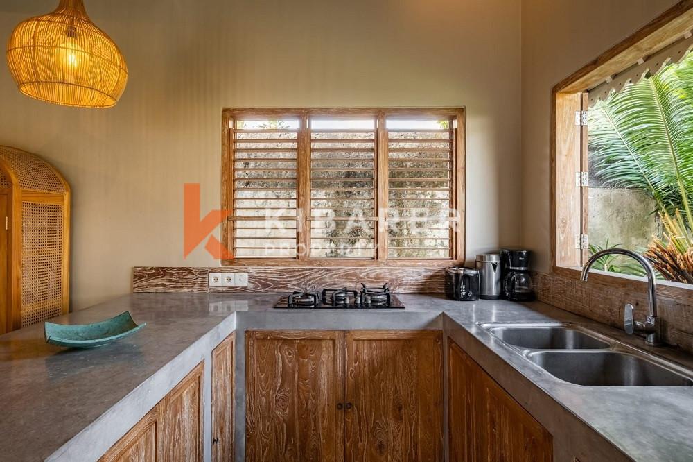 Four-Bedroom Gated Villa with Rice Field Views in Canggu — image 3