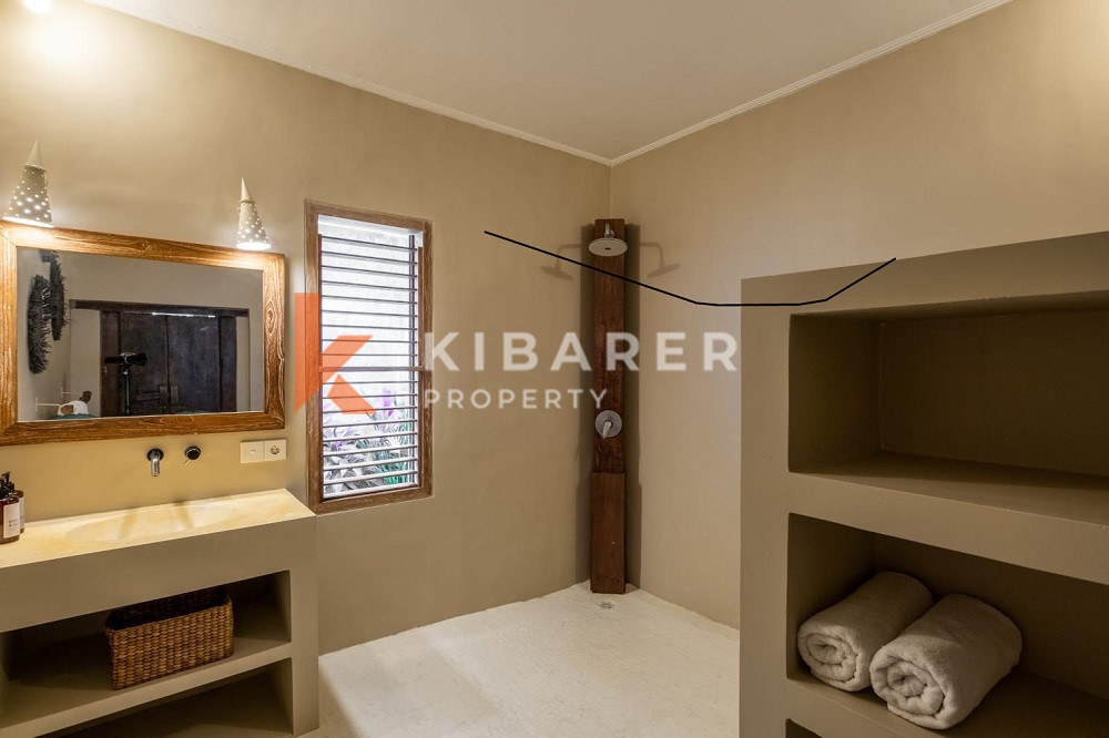 Four-Bedroom Gated Villa with Rice Field Views in Canggu — image 14