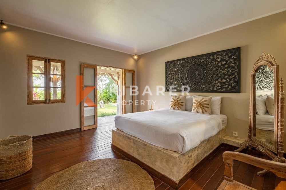 Four-Bedroom Gated Villa with Rice Field Views in Canggu — image 19