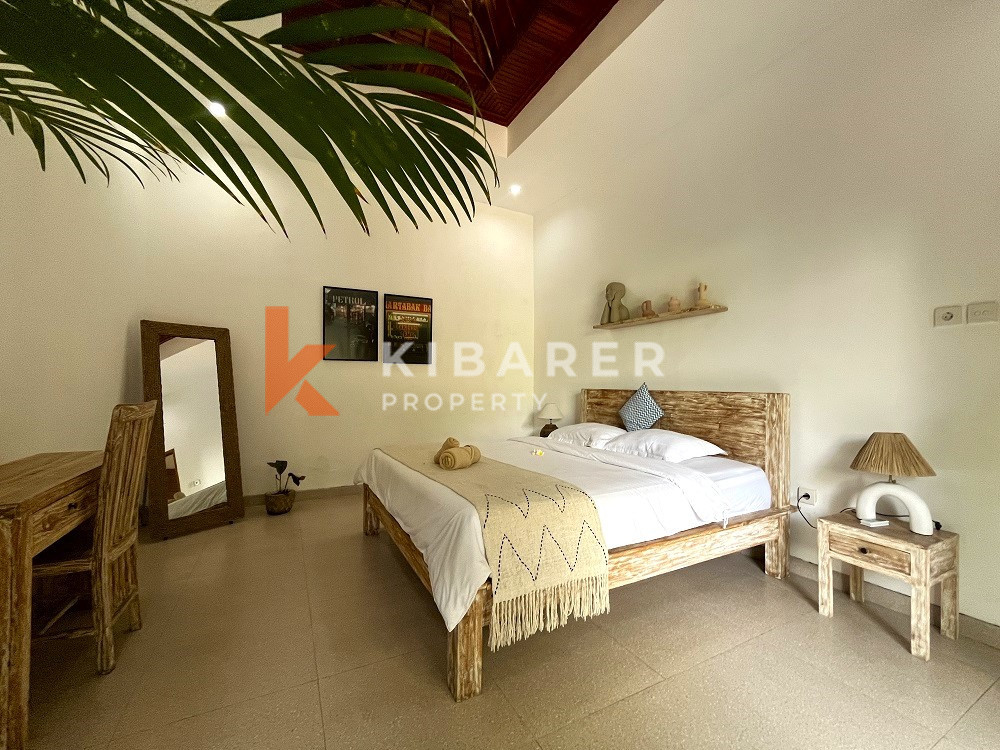 Beautiful Open Living Two-Bedroom Villa in the Exclusive Berawa Area — image 8