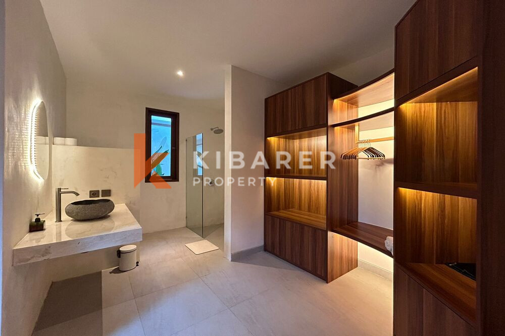 Modern Two-Bedroom Enclosed Guest Villa in Cemagi — image 14