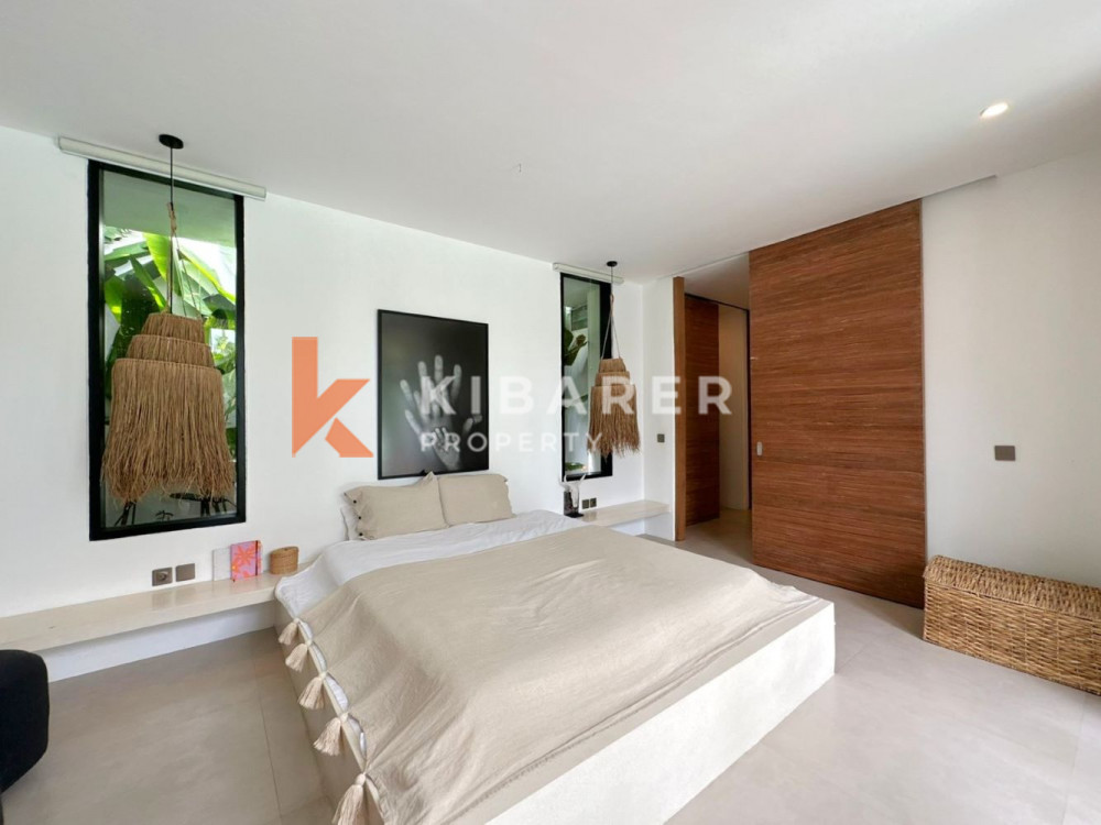 Four Bedroom Villa with Pool and Jacuzzi in Umalas — image 18