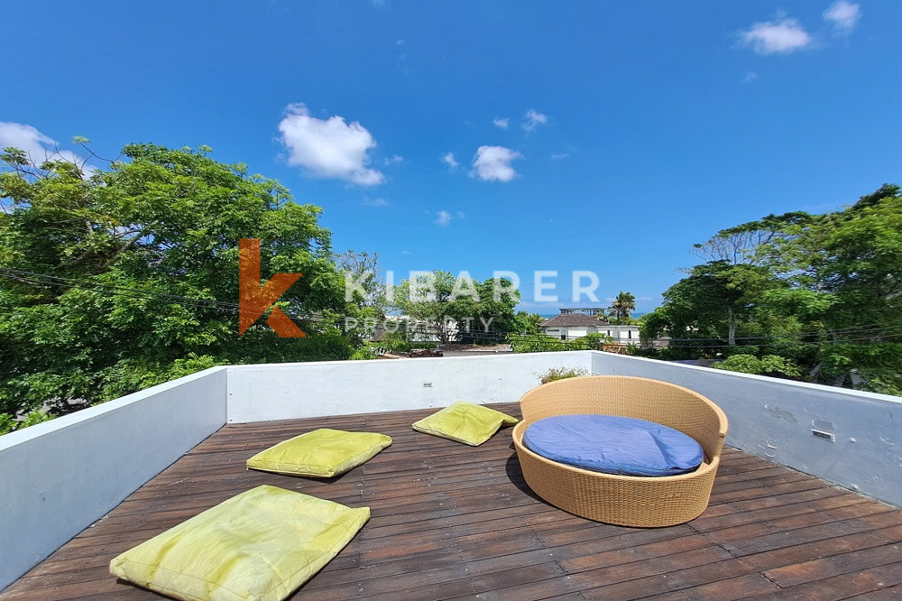 70 Meters to the Beach Adjustable Open-Enclosed Livingroom Four Bedrooms Villa in Berawa Area — image 16