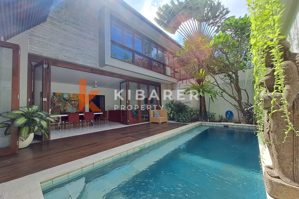 70 Meters to the Beach Adjustable Open-Enclosed Livingroom Four Bedrooms Villa in Berawa Area — image 1