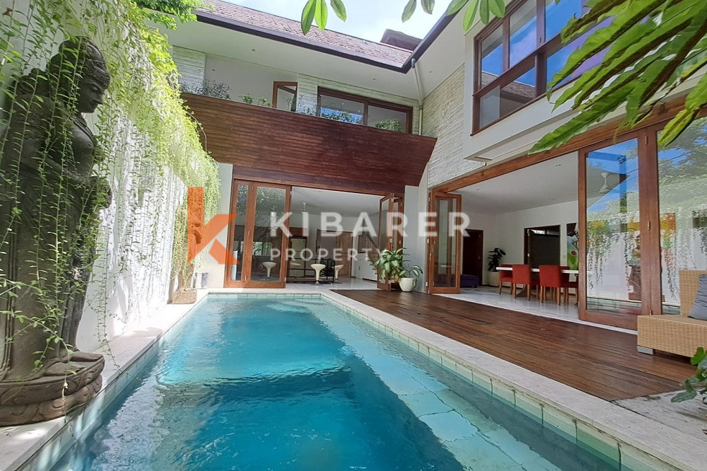 70 Meters to the Beach Adjustable Open-Enclosed Livingroom Four Bedrooms Villa in Berawa Area — image 3