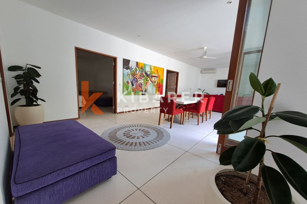 70 Meters to the Beach Adjustable Open-Enclosed Livingroom Four Bedrooms Villa in Berawa Area — image 9