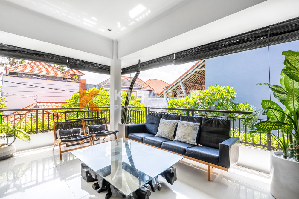 Stunning Three Bedroom Open Living Room Scandinavian Villa in Canggu — image 14