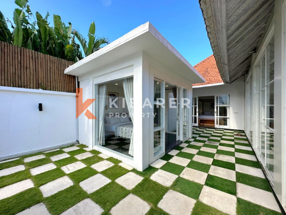 3 Bedroom Villa with Enclosed Living — image 2