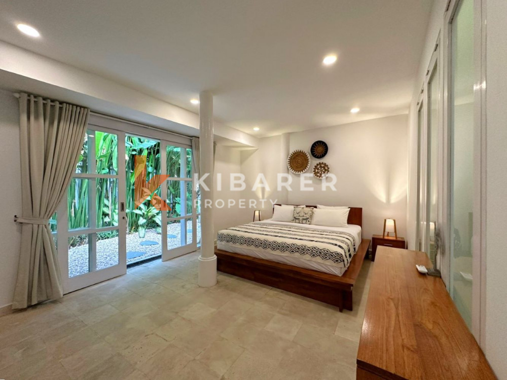 3 Bedroom Villa with Enclosed Living — image 16