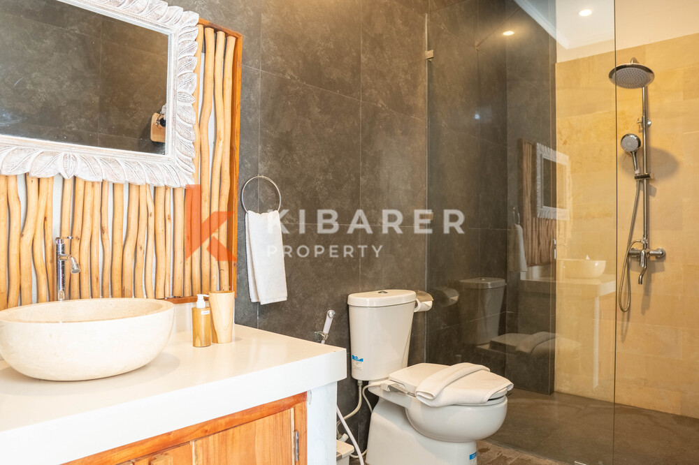 Beautiful Three-Bedroom Gated Villa in Tumbak Bayuh — image 17