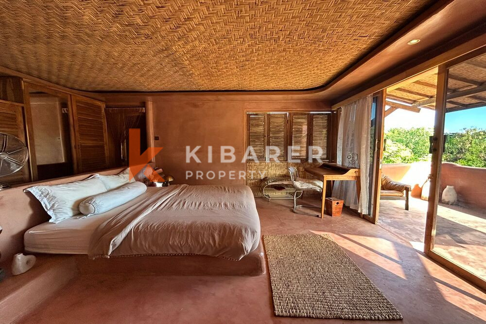 Unique Getaway Three Bedroom Open Living Villa in Canggu — image 13