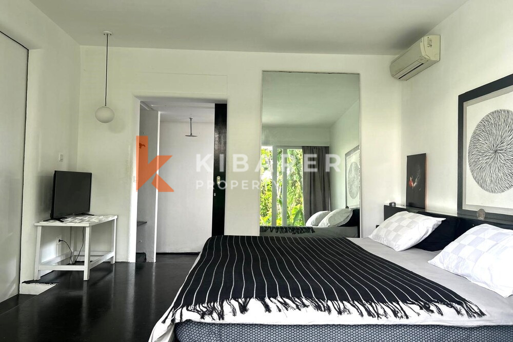 Aesthetic Two Bedroom Villa Open Living Room in Seminyak — image 17